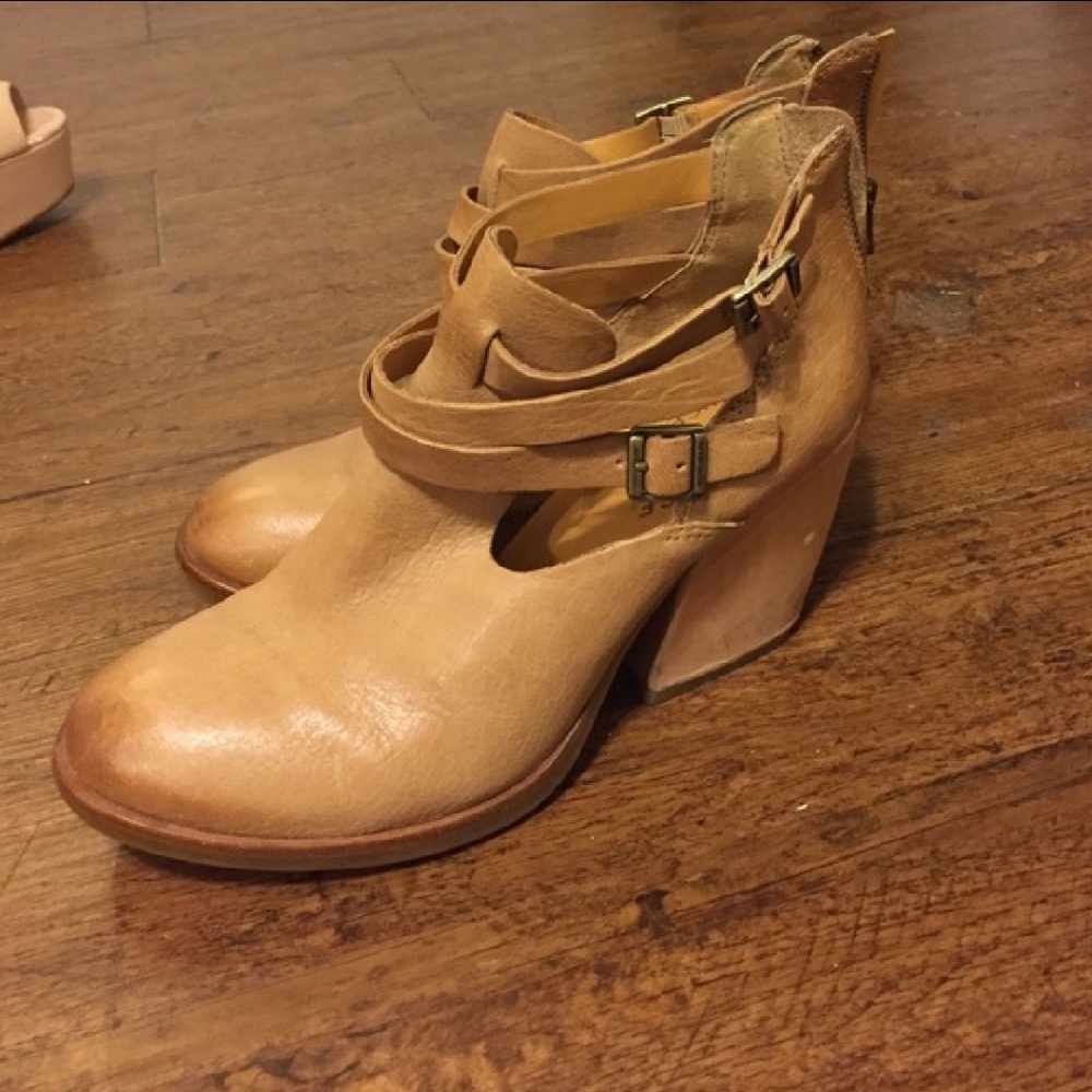 Kork ease booties